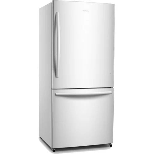 Hisense 31 inch 17 cu Counter-Depth Bottom Mount Fridge RB17N6DWE - Refurbished