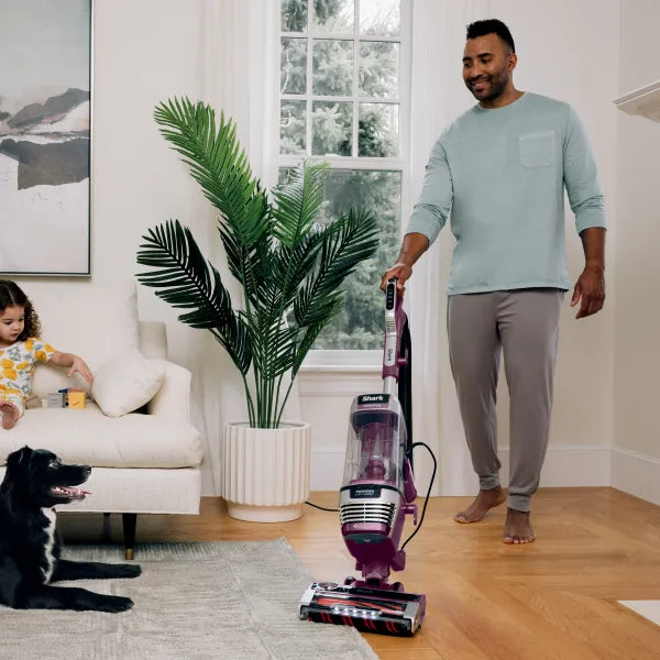 Shark Stratos™ Upright Vacuum with DuoClean® PowerFins™ HairPro™, Powered Lift-Away®, Self-Cleaning Brushroll, and Odor Neutralizer Technology AZ3000C - Refurbished