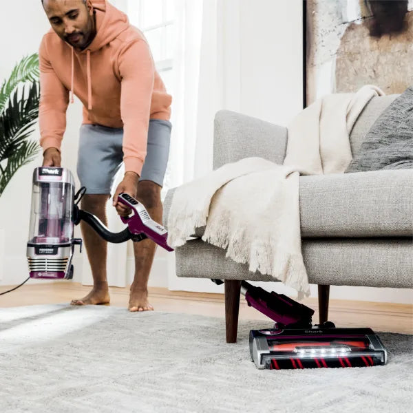 Shark Stratos™ Upright Vacuum with DuoClean® PowerFins™ HairPro™, Powered Lift-Away®, Self-Cleaning Brushroll, and Odor Neutralizer Technology AZ3000C - Refurbished