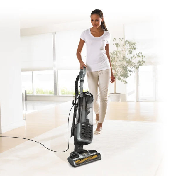 Shark® Navigator® Self-Cleaning Brushroll Pet Upright Vacuum ZU62C - Refurbished